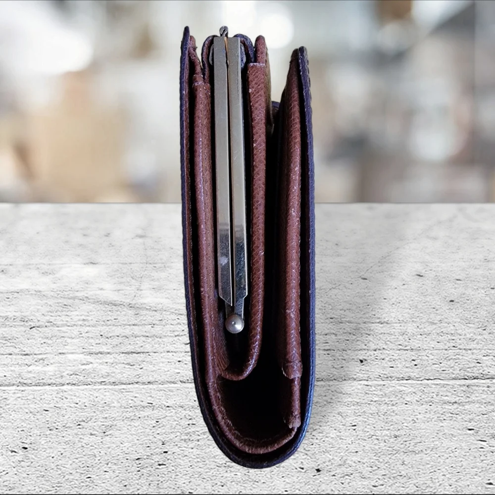 Louis Vuitton purse wallet - Picture 9 of 12